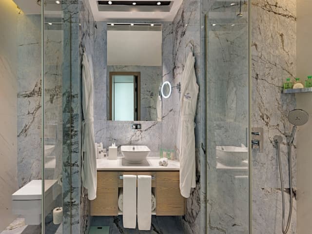 Presidential Villa, 6 Bedrooms, Private Pool