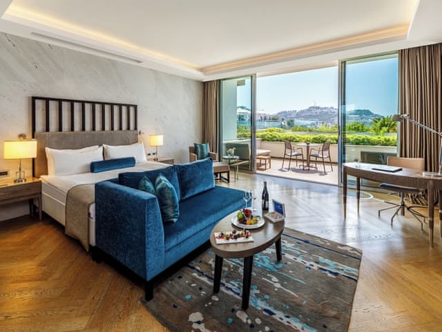 Deluxe Double Room, Partial Sea View