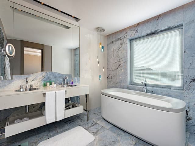 Presidential Villa, 6 Bedrooms, Private Pool