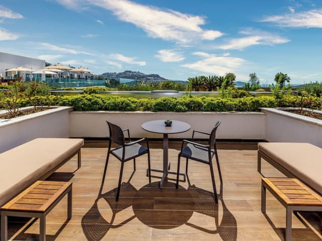 Deluxe Double Room, Partial Sea View