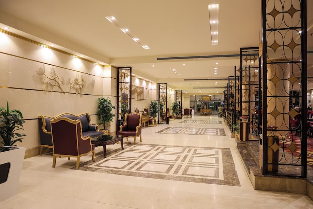 Reef Global Hotel