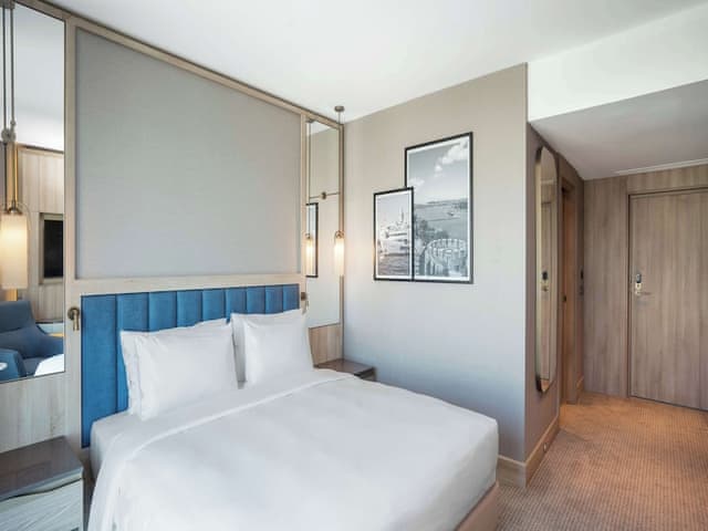 Superior Oda, Şehir Manzaralı