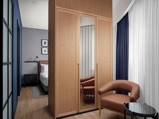 Premium Suite, 1 King Bed, City View