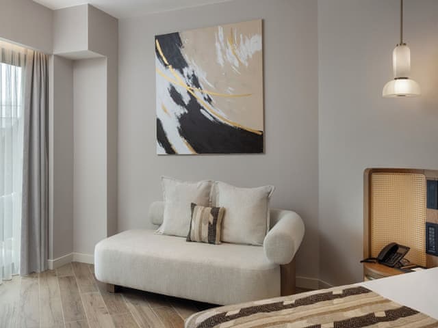 SUPERIOR SIDE SEA VIEW