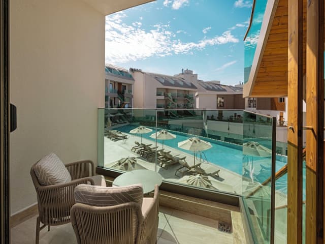 Superior Pool Access via Stairs