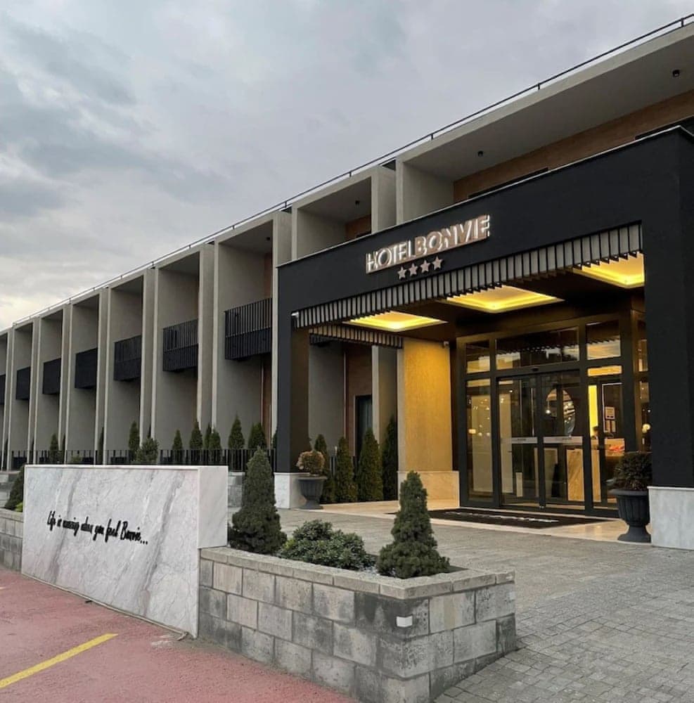 HOTEL BONVIE