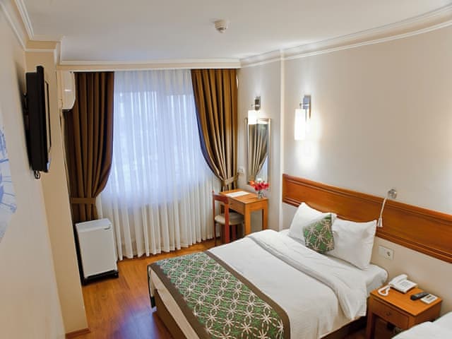 Standard Double or Twin Room, City view
