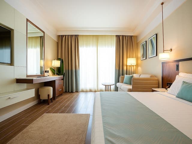Superior Double or Twin Room, Balcony, Garden View
