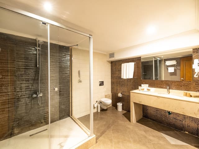 Standard Room, Partial Sea View