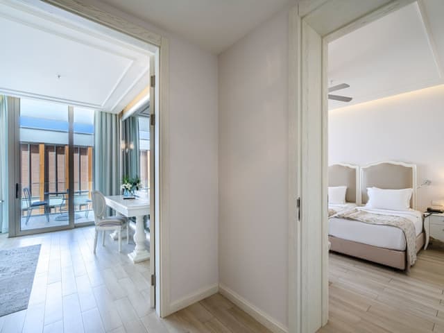 Premium Room (Family Connection)