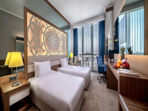 Standard Room, 2 Twin Beds, City View