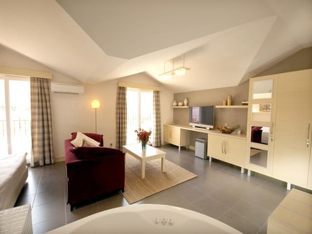 Delüks Çift Kişilik Oda