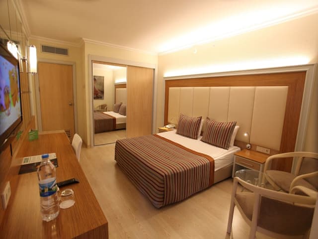 Family Room, Sea View (Superior)