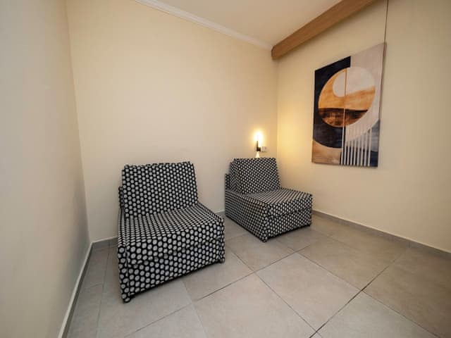 Family Room (Classic,FZ)
