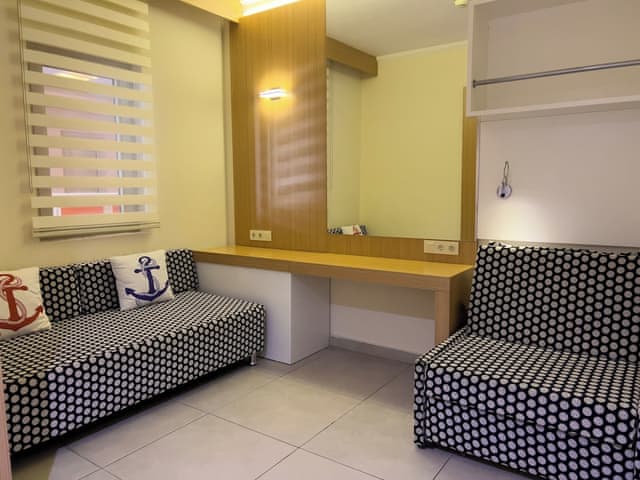 Family Room (Classic,FZ)