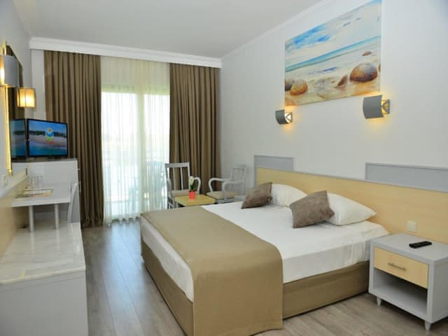 Classic Suite, Balcony (FZL)