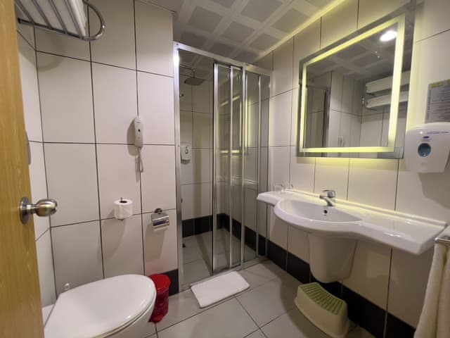 Classic Double Room, Balcony (DZB)