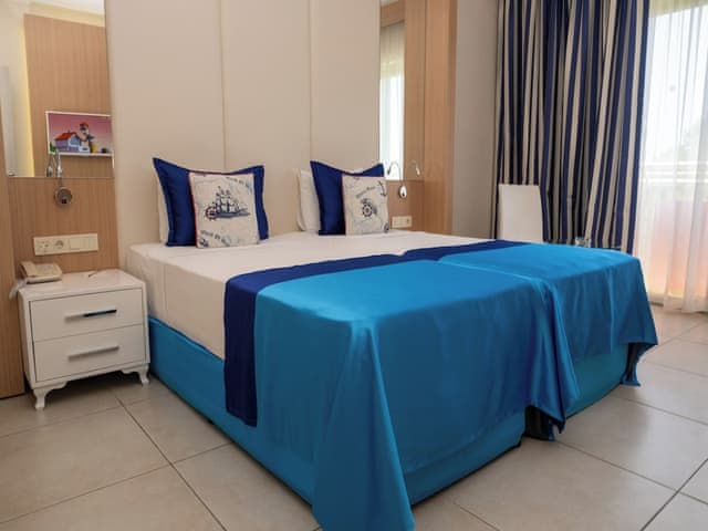 Family Room (Classic,FZ)