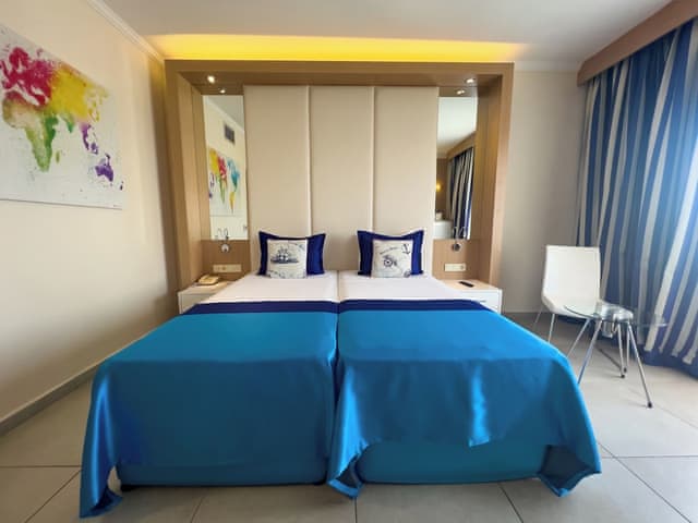 Family Room (Classic,FZ)