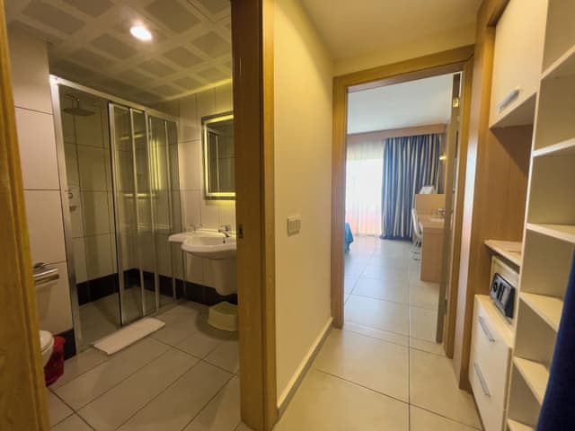 Classic Double Room, Balcony (DZB)