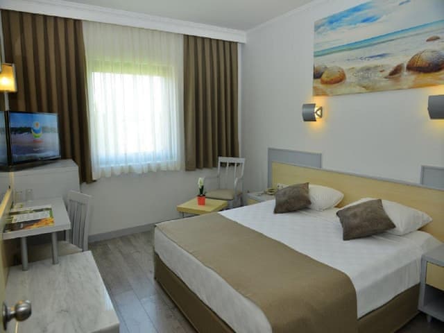 Classic Suite, Balcony (FZL)