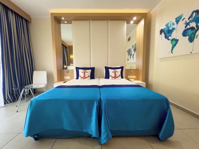 Family Room (Classic,FZ)