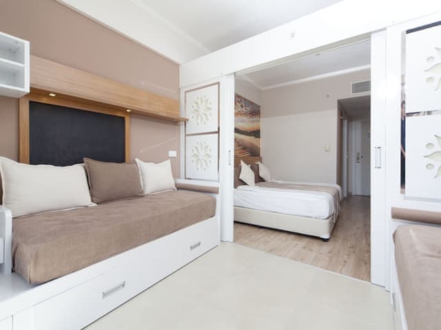 Family Room (Classic)