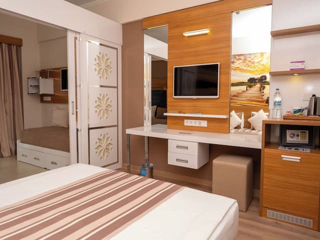 Family Room (Classic)