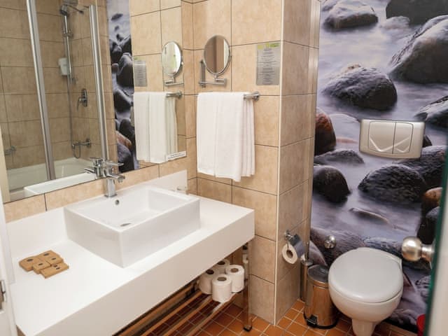 Family Room (Classic)