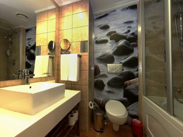 Family Room (Classic)