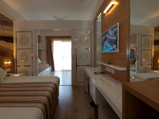 Family Room (Classic)