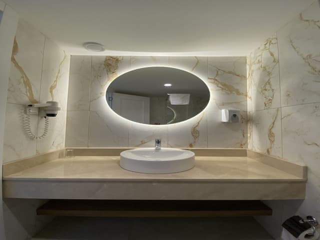 Deluxe Room, 1 Double or 2 Twin Beds, Balcony, Sea View