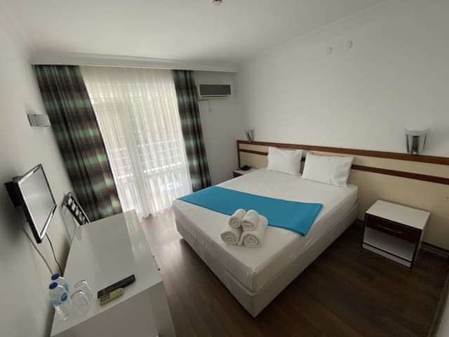 Standard Room, 1 Double or 2 Twin Beds, Balcony