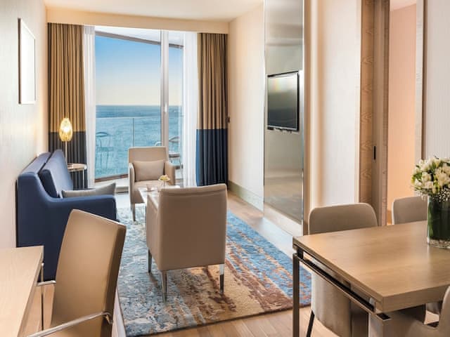 Junior Suite, 1 King Bed with Sofa bed, Sea View