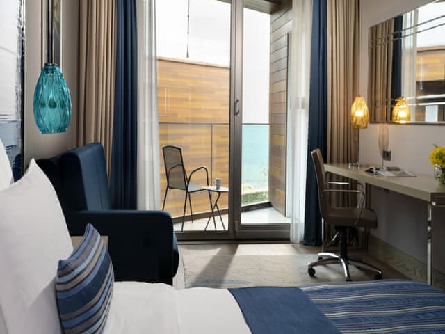 Premium Room, 1 King Bed with Sofa bed (Side Sea View)