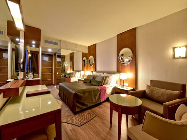 Standart Oda (Kara manzaralı)