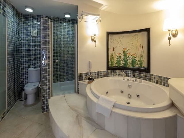 Club Duplex Room With Spa Bath