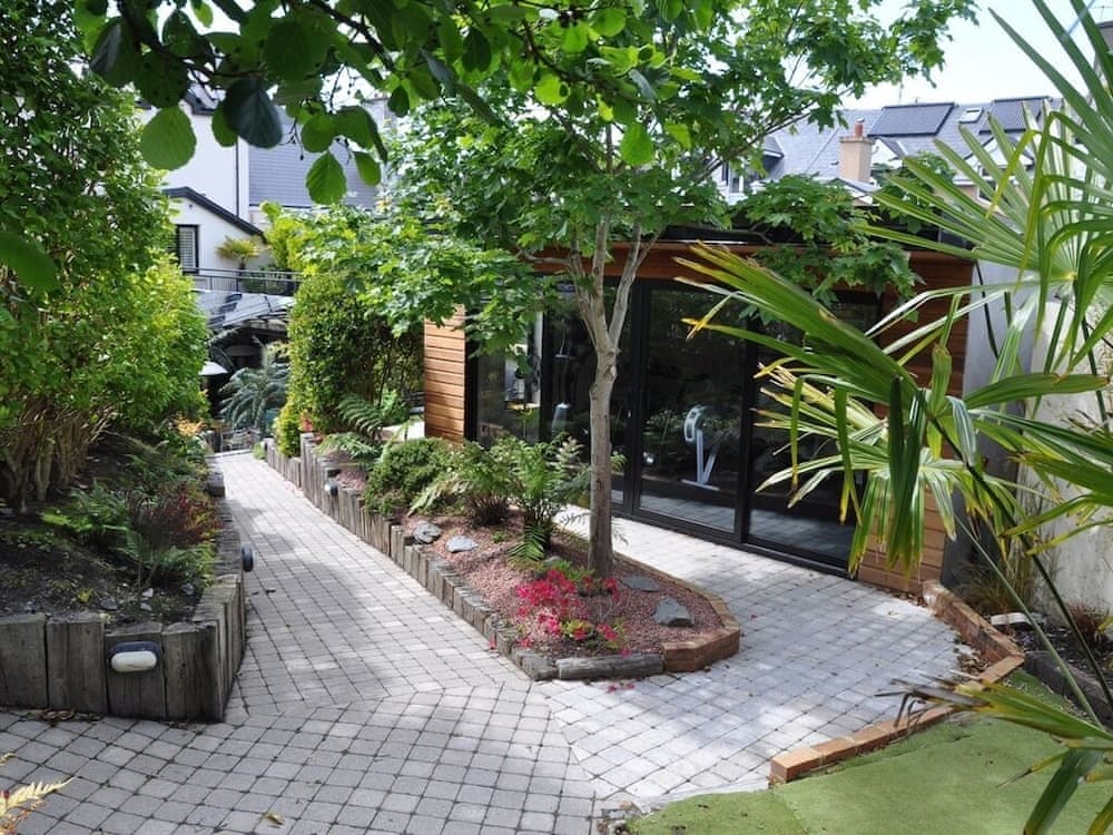 Quinlan & Cooke Boutique Townhouse