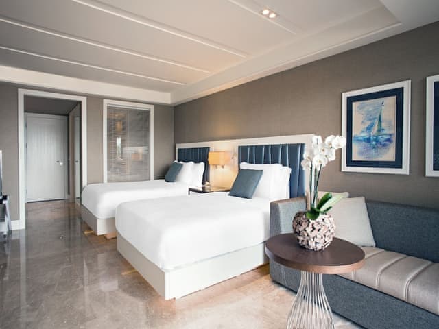 Deluxe Twin Room, 2 Queen Beds, Balcony, Sea View