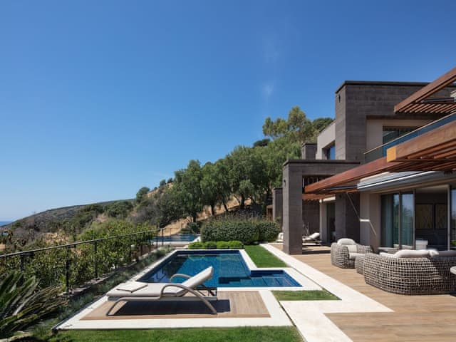 Premier Room, 3 Bedrooms, Sea View