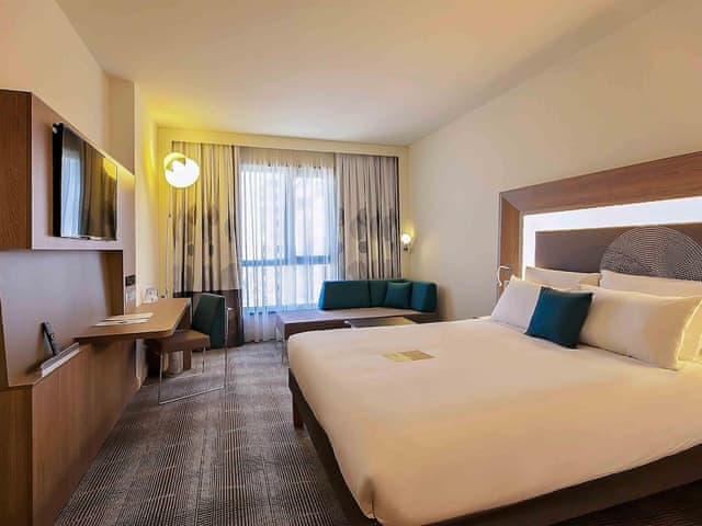 Superior Room, 1 Queen Bed with Sofa bed