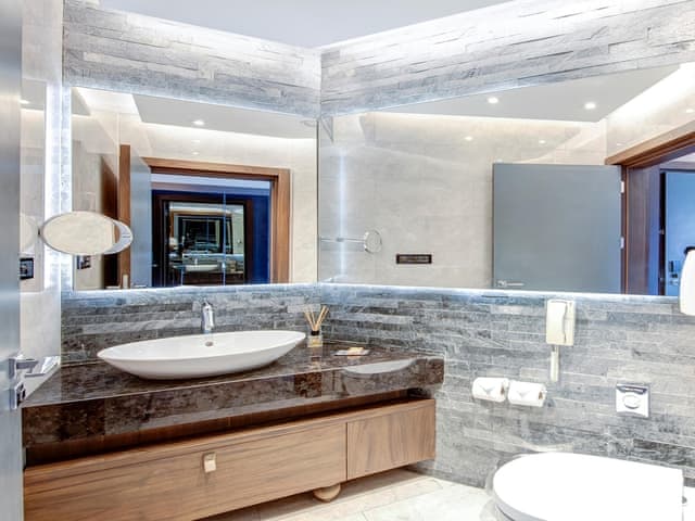 Suite, 1 Bedroom, Terrace