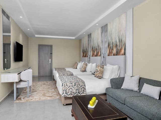 Delüks Üç Kişilik Oda