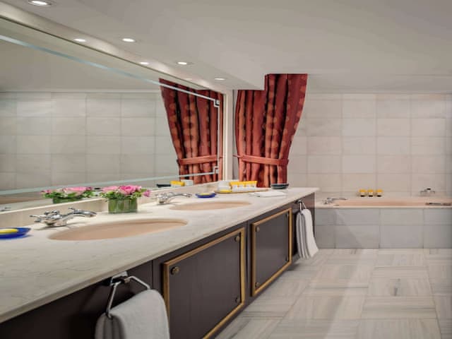 Palace Bosphorus Suite