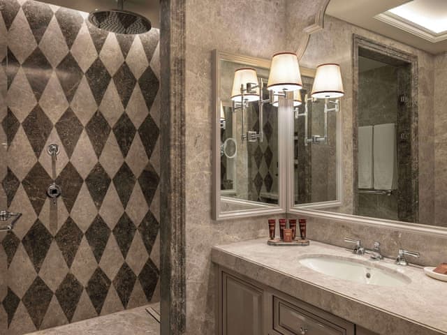 Grand Deluxe Ciragan Bosphorus View Twin Room