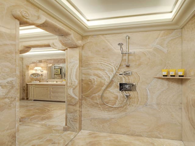 Haseki Sultan Suite