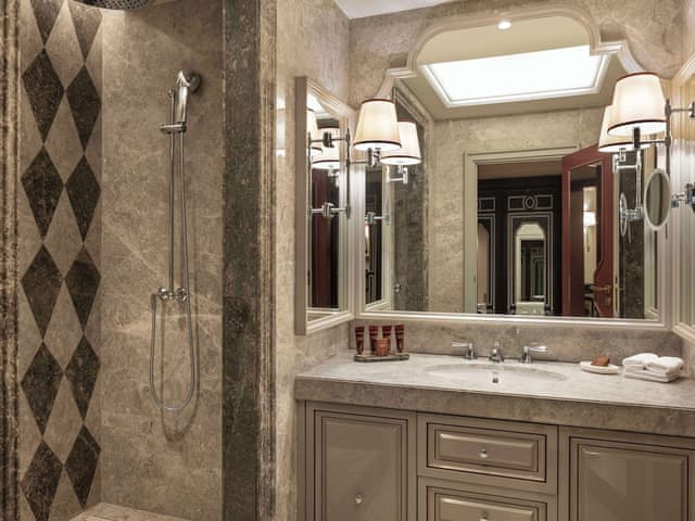 Grand Deluxe Ciragan Bosphorus View Twin Room