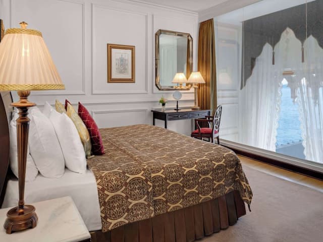 Valide Sultan Suite