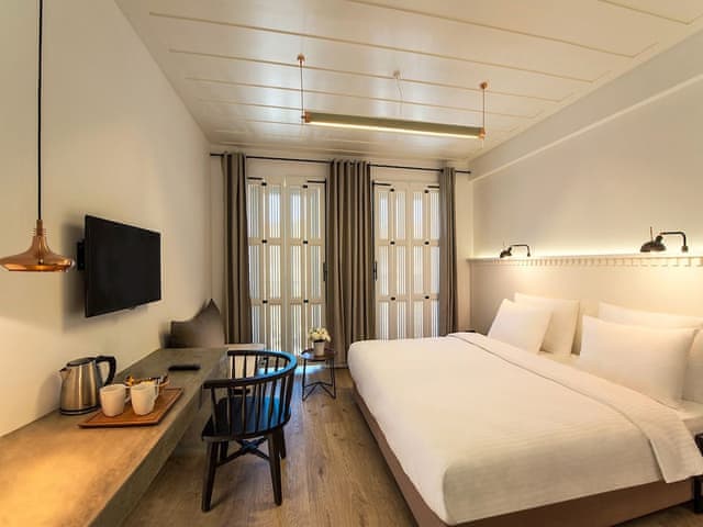 Deluxe Room, Garden Area