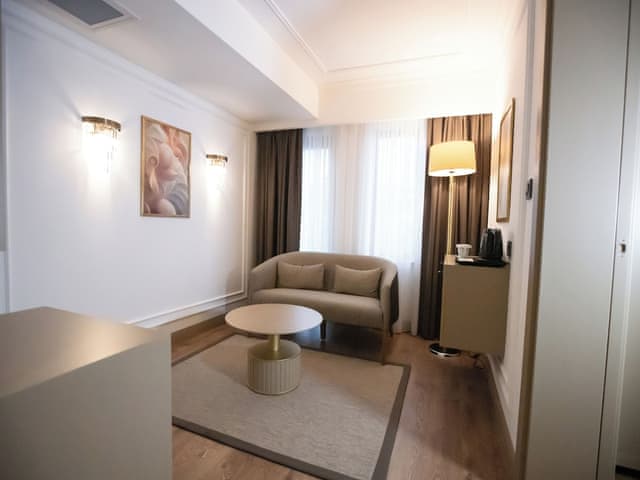 Suite, 1 Double Bed, Sea View